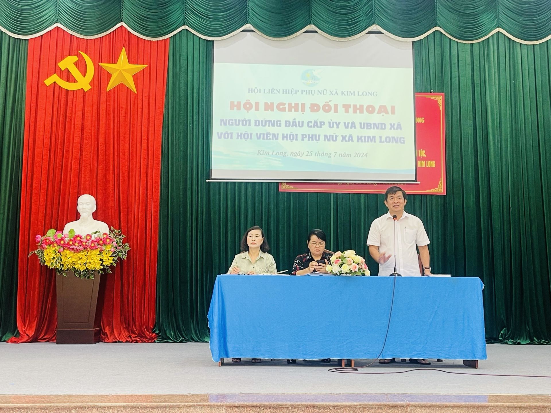 Kim Long tổ chức hội nghị đối thoại với hội viên phụ nữ xã