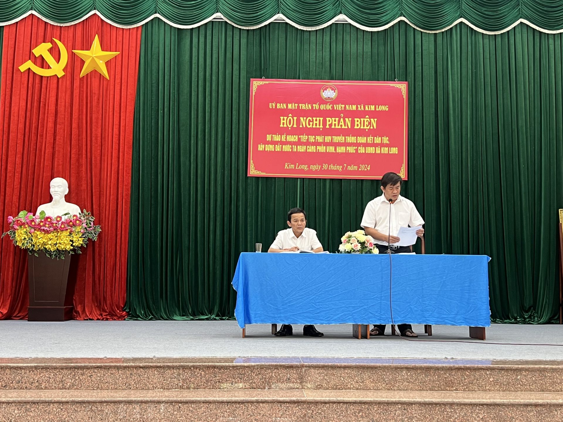 Kim Long tổ chức Hội nghị phản biện xã hội